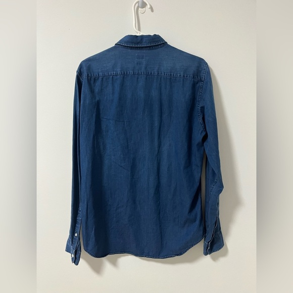 Uniqlo Men's Denim Buttoned Shirt - Picture 4 of 7